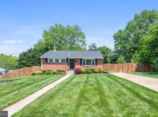 3602 Oakwood Ln, Alexandria, VA 22310