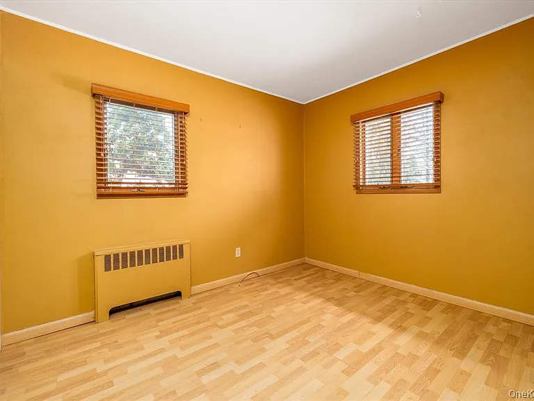 159 Nevada St — Photo 11
