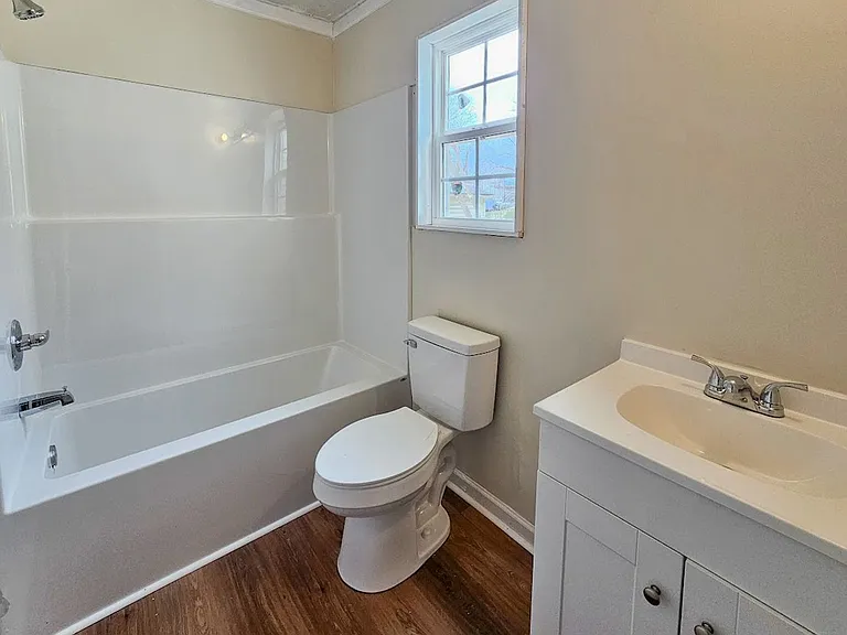 1424 Nolan Ave — Photo 14