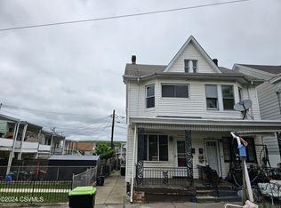 17 E 7th St, Mount Carmel, PA