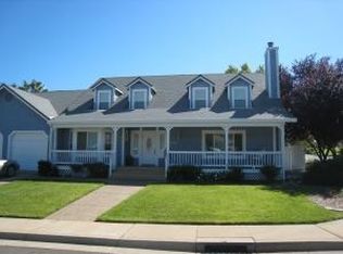 3707 Greenhaven Ln, Redding, CA 96001