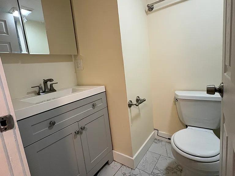 32-34 Main St #7 — Photo 6