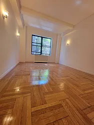 Rented by David Francis New York LLC