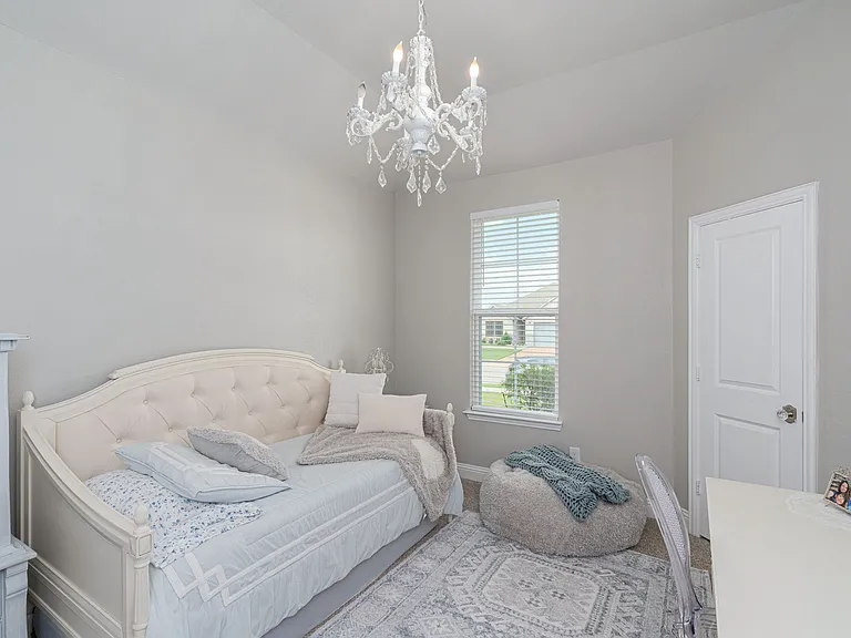 4104 Mockingbird Ln — Photo 12