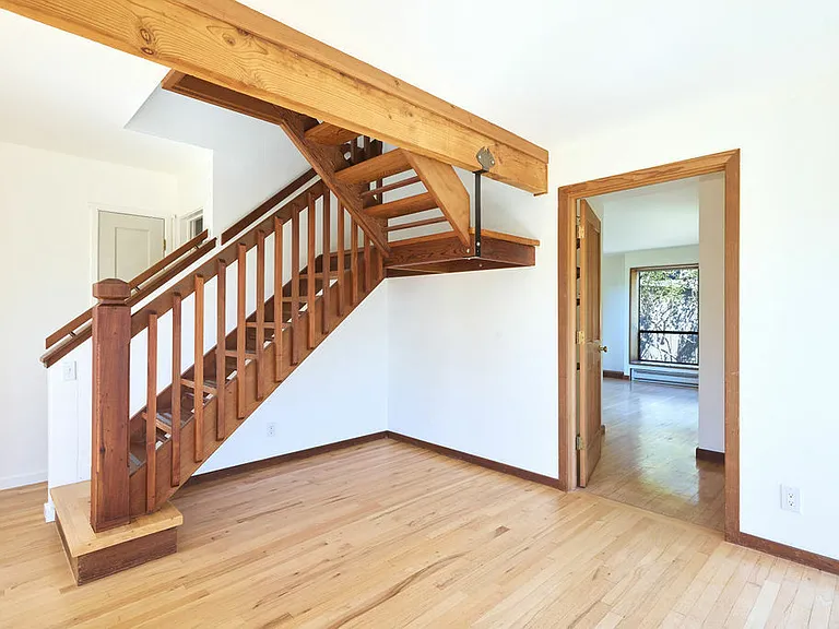 Cedar Rd — Photo 6