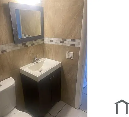 9438 SW 51st St — Photo 10