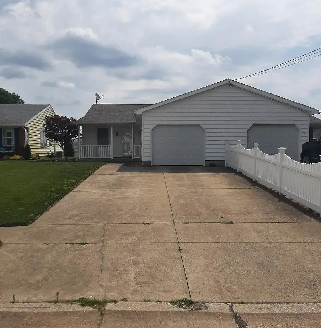 3 bed, 1064 sqft, $1,595 — Photo 1