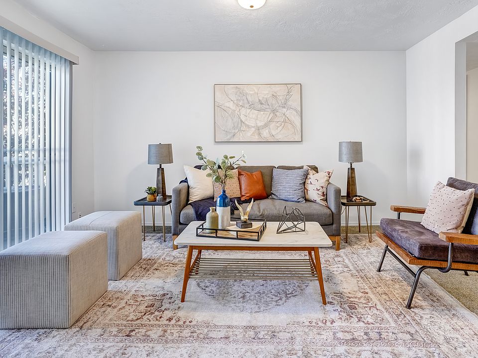 Spacious and Comfortable Living Room