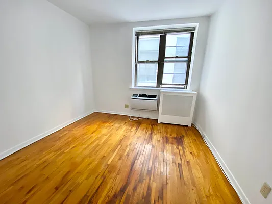 Rented by JM Preston Properties LLC | media 12