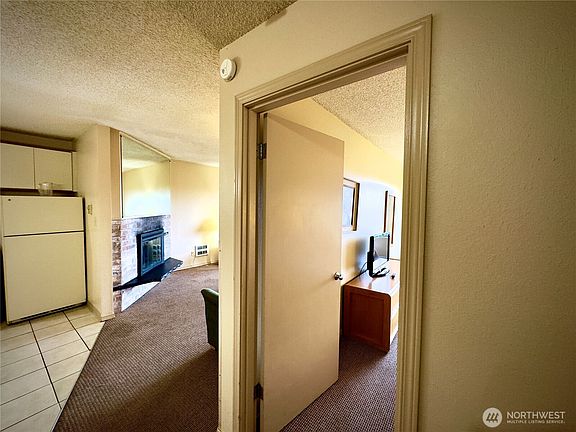 4th image of 615 Ocean Shores Boulevard NW #213