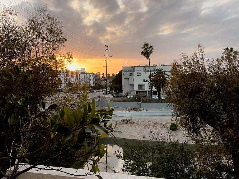 5000 S Centinela Ave — Photo 15