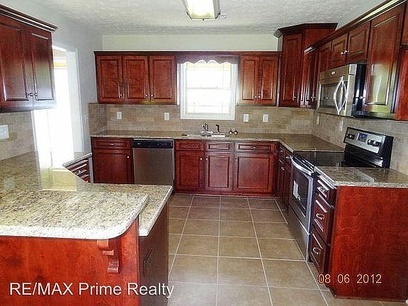 3rd image of 85 Lee Road 2115