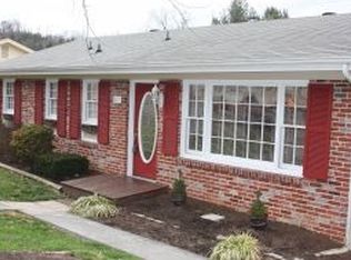 169 Montrose Dr, Bristol, VA 24201