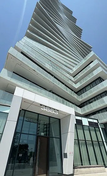 1 bed, 633 sqft, $2,100 — Photo 1