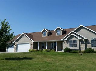 N5912 Lost Creek Rd, Green Lake, WI 54941