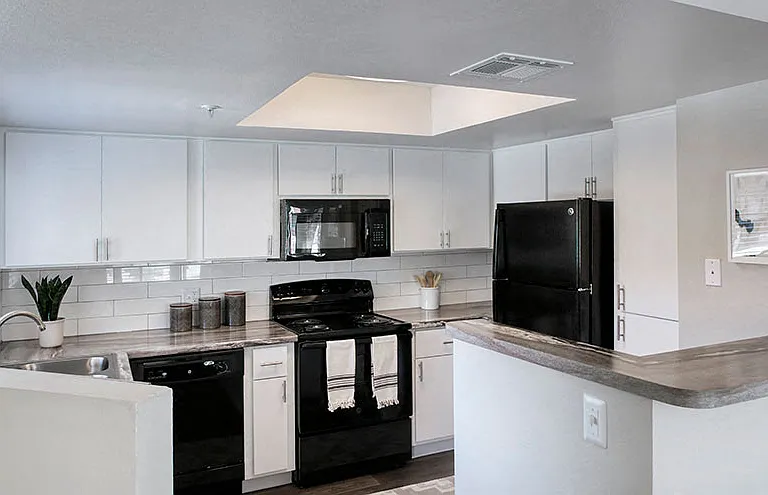 The Enclave Apartment Homes — Photo 2