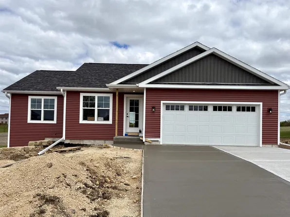 309 Prairie Hills Drive, Dodgeville, WI 53533