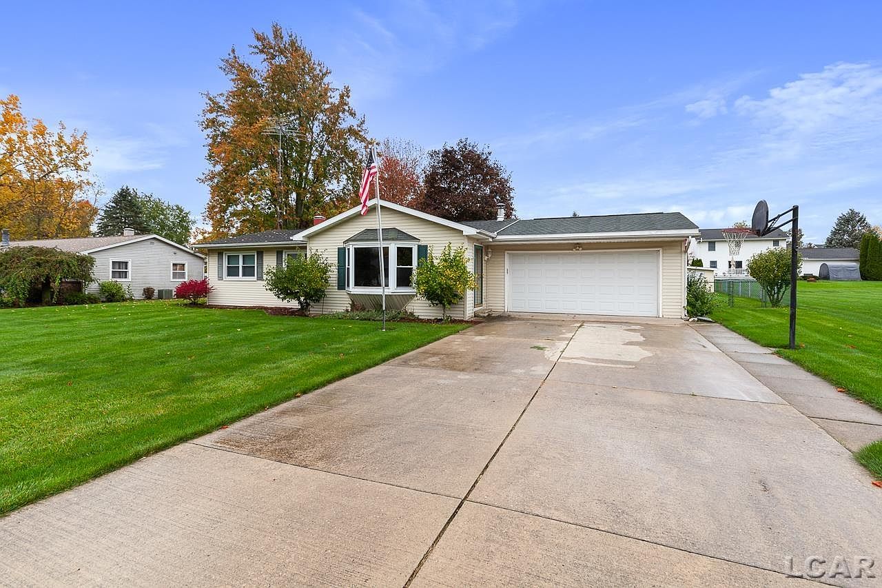 2816 Spielman Heights Dr, Adrian, MI 49221 | Zillow
