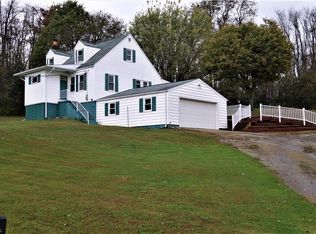 2124 Panama Rd SE, Carrollton, OH 44615