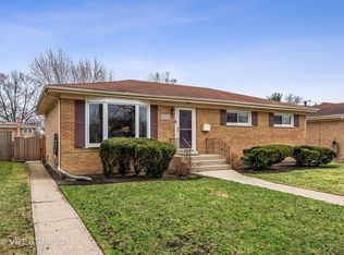 9627 Kostner Ave, Skokie, IL 60076