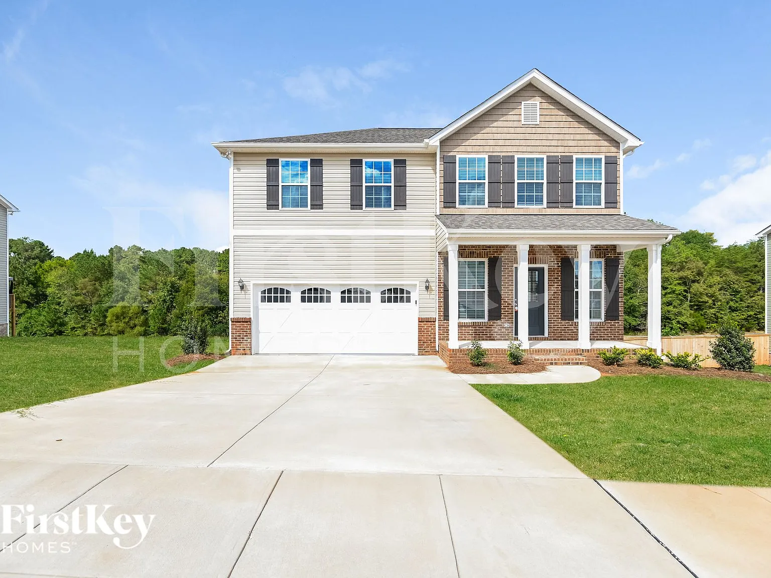 4 bed, 2.5 bath, 2315 sqft, $2,325 — Photo 1