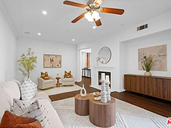 5625 Crescent Park W, Playa Vista, CA
