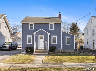 25 Lindsley Place, Stratford, CT 06615