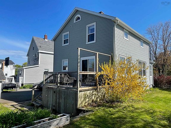 5th image of 80 Alexandra St