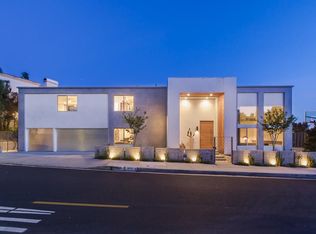 7984 Oceanus Dr, Los Angeles, CA 90046