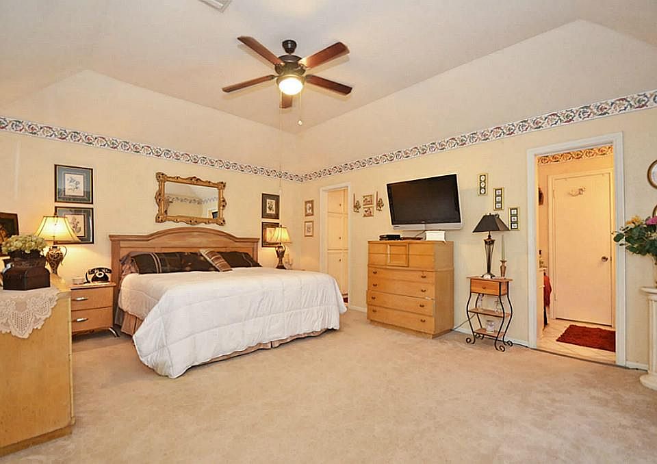 2nd image of 3802 Glenheather Dr