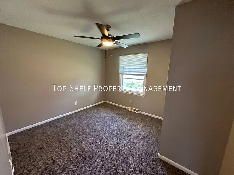 3810 SW 12th St #2 — Photo 5