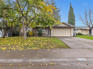 7323 Springman St, Sacramento, CA 95822