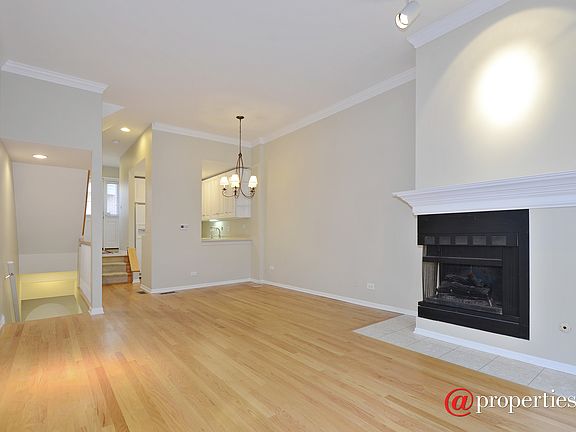 Living Room / Dining Room