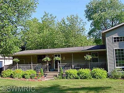 2nd image of 3820 136th Ave