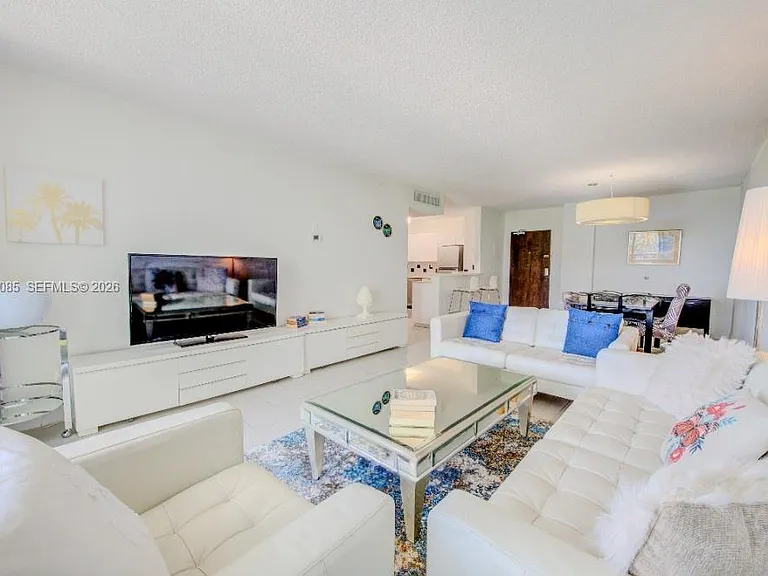 1500 Bay Rd #528S — Photo 5