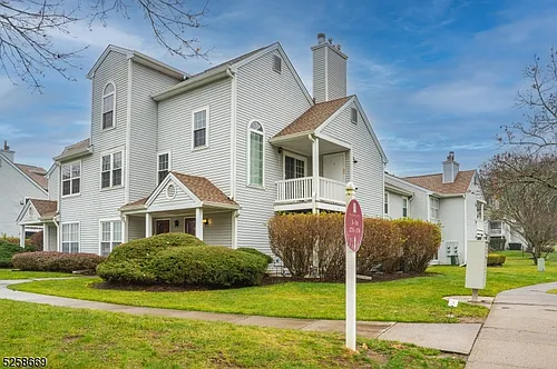 14 Homestead Ln Photo 1