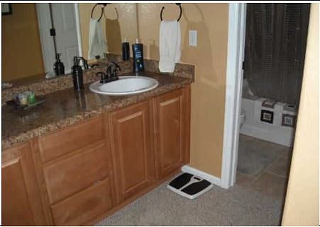 Master bath with 2 sinks