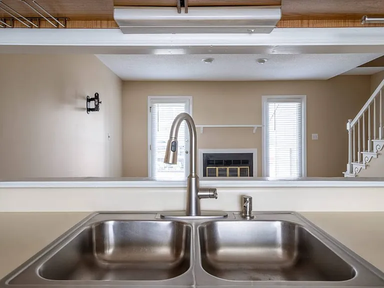 5419 Sharpe Dr — Photo 9