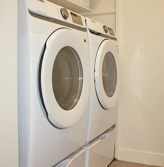 2175 S Beverly Glen Blvd #302 — Photo 8