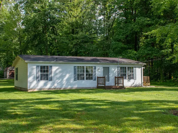 29514 Priest St, Dowagiac, MI 49047