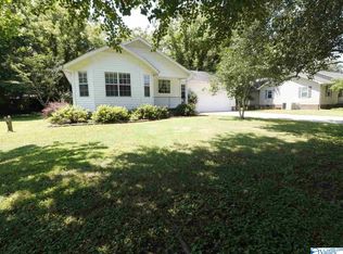 107 Chappell St, Scottsboro, AL 35768