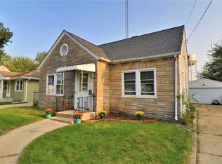 835 Merrill Ave, Loves Park, IL 61111