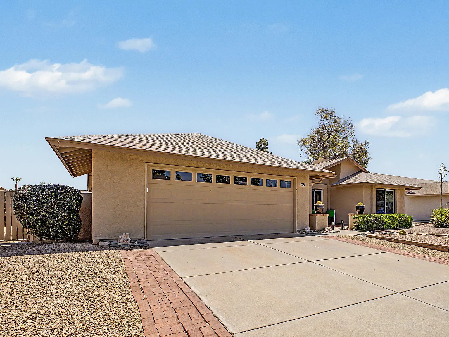 3 bed, 1738 sqft, $3,000 — Photo 2
