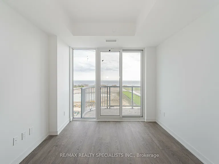 220 Missinnihe Way #1011 — Photo 14