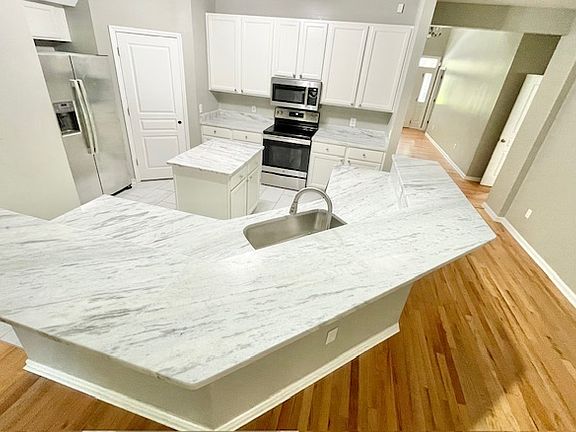 Newly renovated Kitchen!