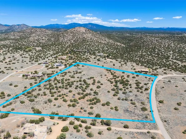 180 Vaquero Rd, Santa Fe, NM 87508