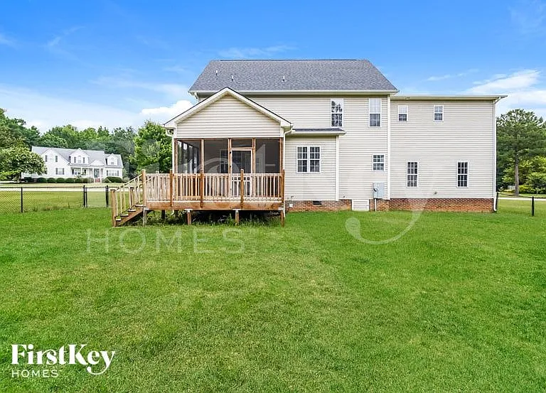 414 Winfred Dr — Photo 15