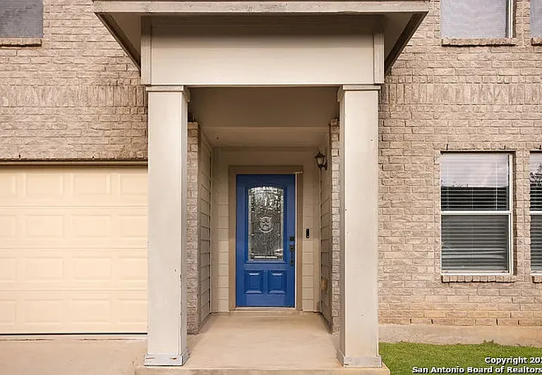 10002 Powderhouse Dr — Photo 3