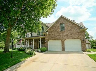 4700 Trailwood Cir N, Midland, MI 48642
