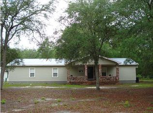 379 N Jackson St, Freeport, FL 32439